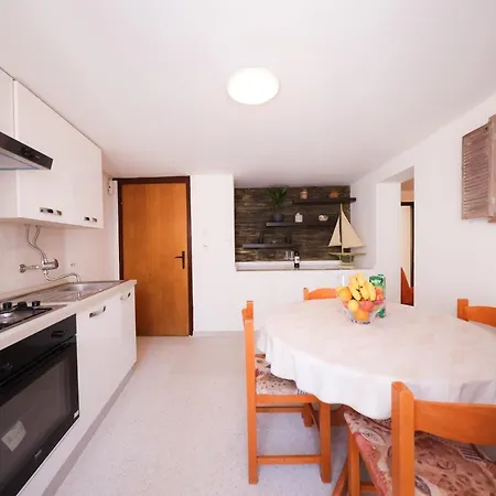 Two Bedroom In The Old Town Marija *