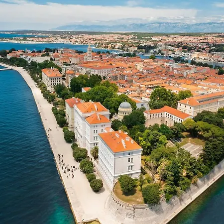 Two Bedroom In The Old Town Marija Apartment *