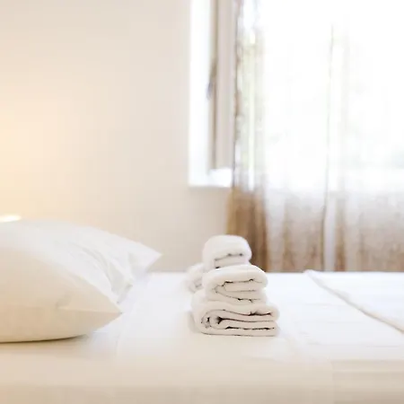 Two Bedroom In The Old Town Marija Apartment